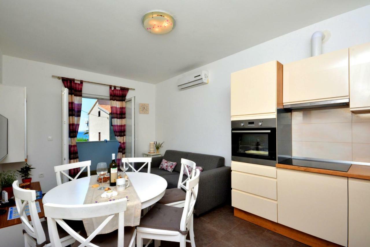 M & M Apartment Podstrana Exterior photo
